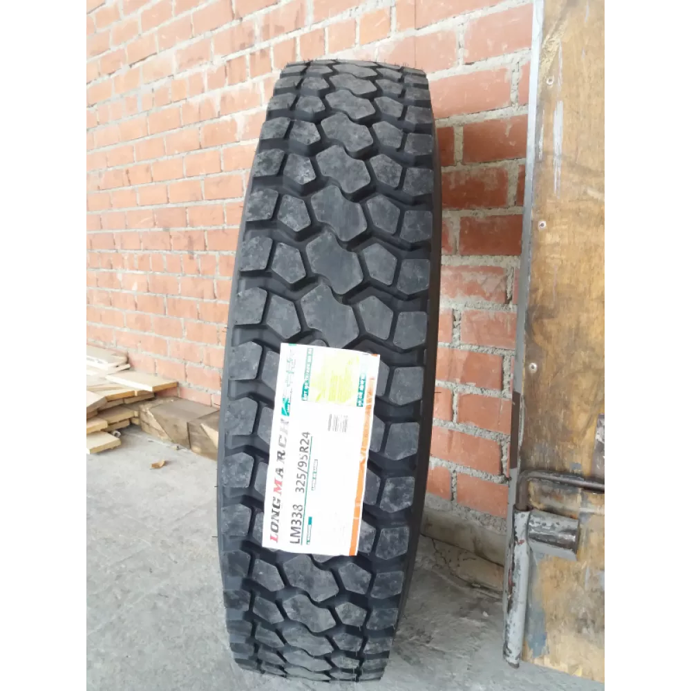 Грузовая шина 325/95 R24 Long March LM-338 22PR в Новом Уренгое